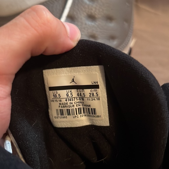 Air Jordan 13 “Atmosphere Grey” - Picture 6 of 9